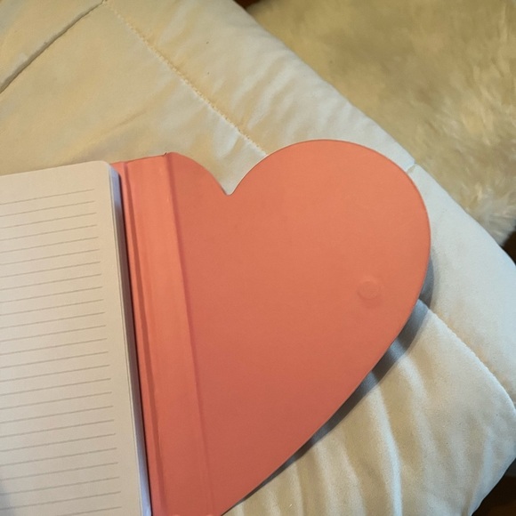 Chic Pink Journal with Silver Heart Design - Picture 4 of 4